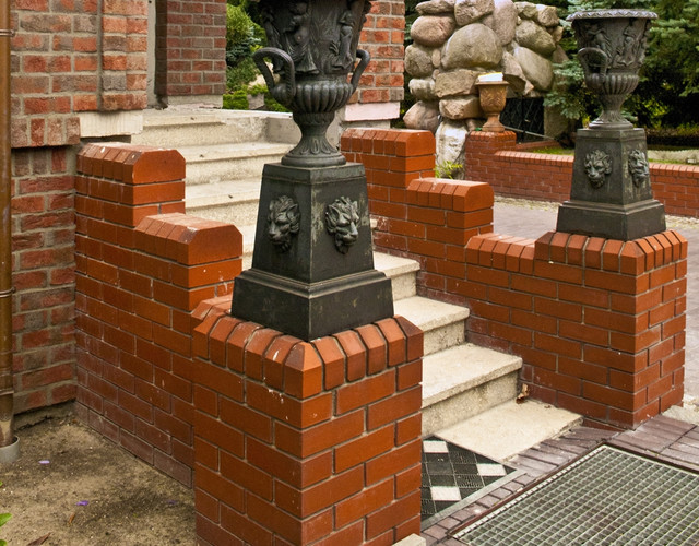 Cegła kształtowa 302