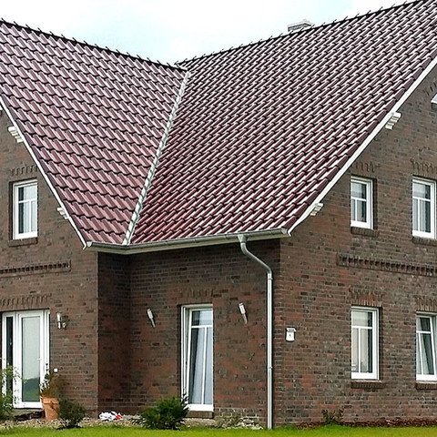 Dom jednorodzinny z dachówki MONZA trentino