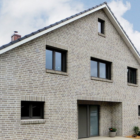 Single-family houses made of Dover brick