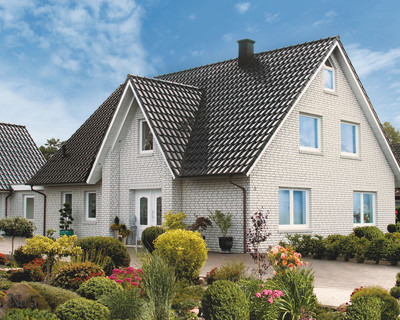  A single-family house covered with Piemont tile