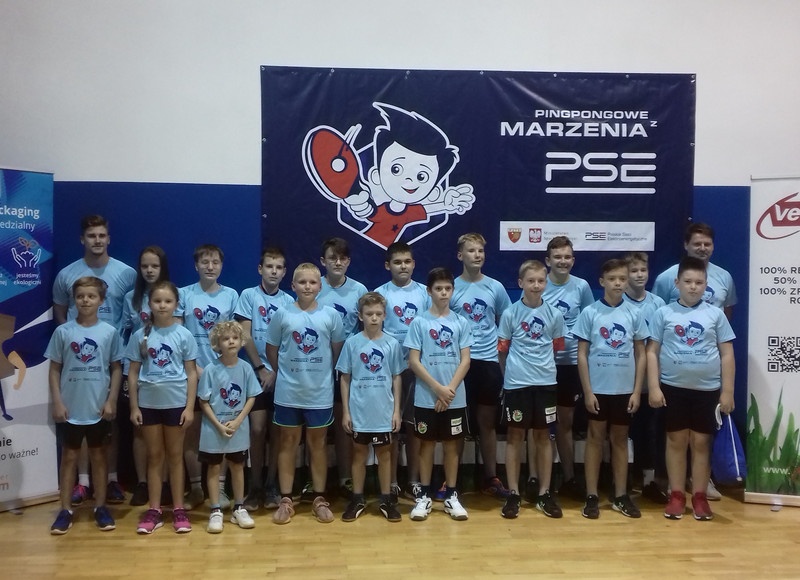 Z ping pongiem do Szkoły
